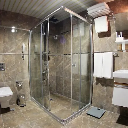 Otel Pietra 4*