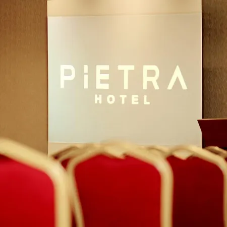 Pietra