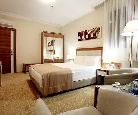 Pietra 4*