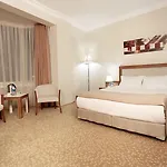 Pietra 4*