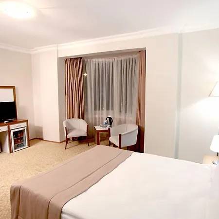 ホテル Pietra 4*